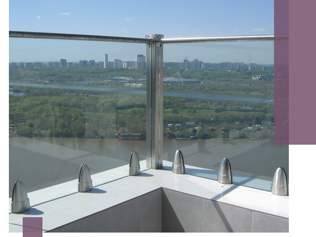 Стеклянные парапеты премиум класса в Пятигорске для домов и бизнесов