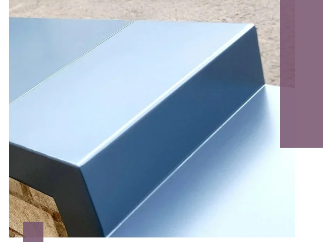 Крышки на парапет в Пятигорске: изготовление и монтаж под ключ